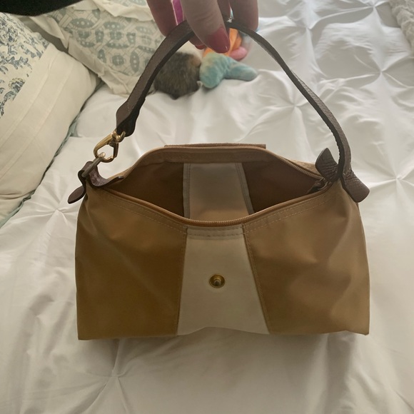 Longchamp from Paris shoulder or hand held bag - Picture 3 of 5